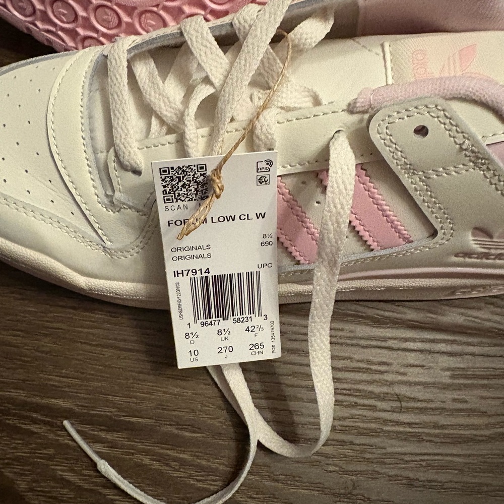 Adidas Forum Low White and Light Pink Shoes - Picture 5 of 5